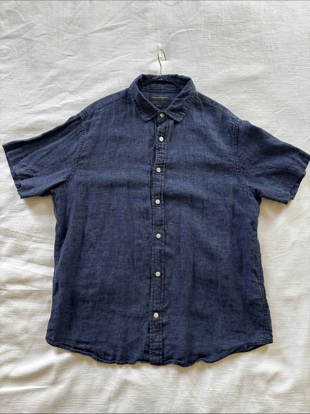 EUC Banana Republic 100% Linen Shirt